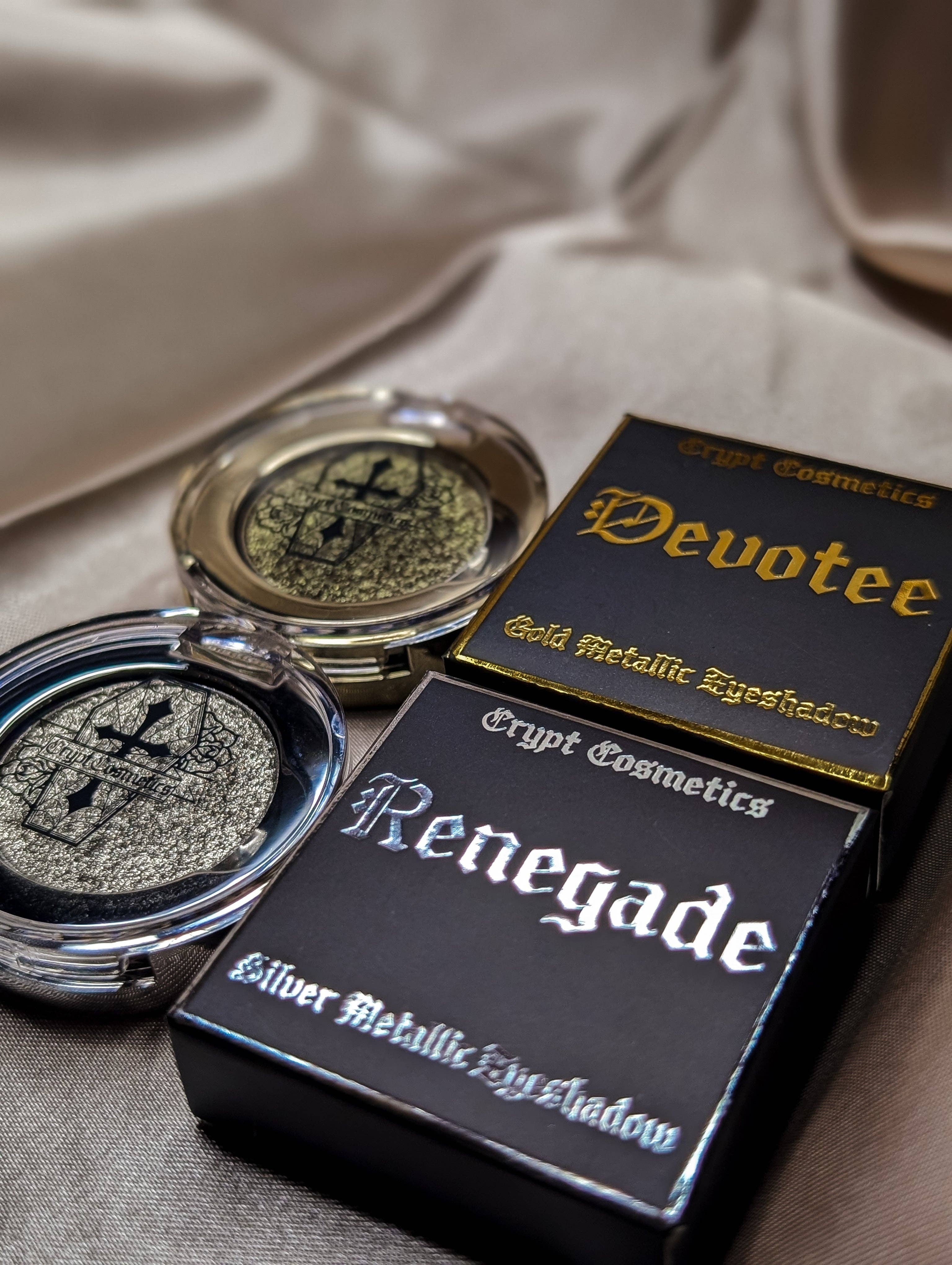 Renegade - Metallic silver eyeshadow single